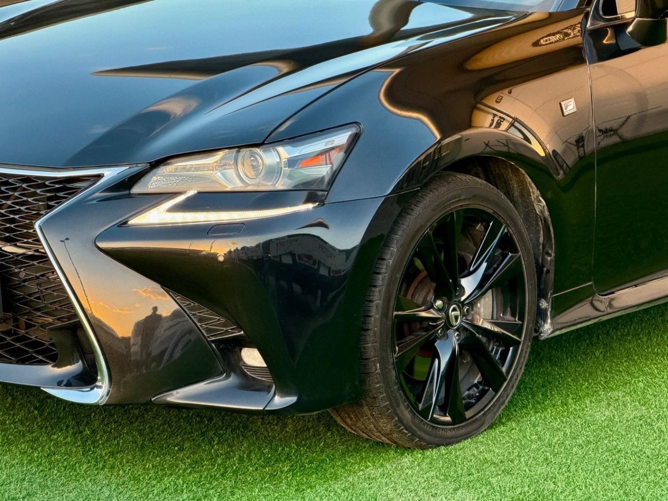 Lexus GS350 F Sport 3.5L Lexus GS350 F-Sport 2018 / USA / 126,000KM / Full Option