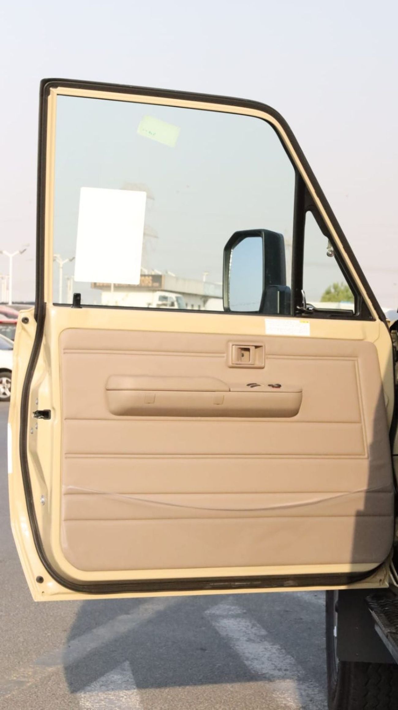 Toyota Land Cruiser Pickup 70 VXR Toyota Land Cruiser LC79 SC 4.0 AT 2025 basic GCC