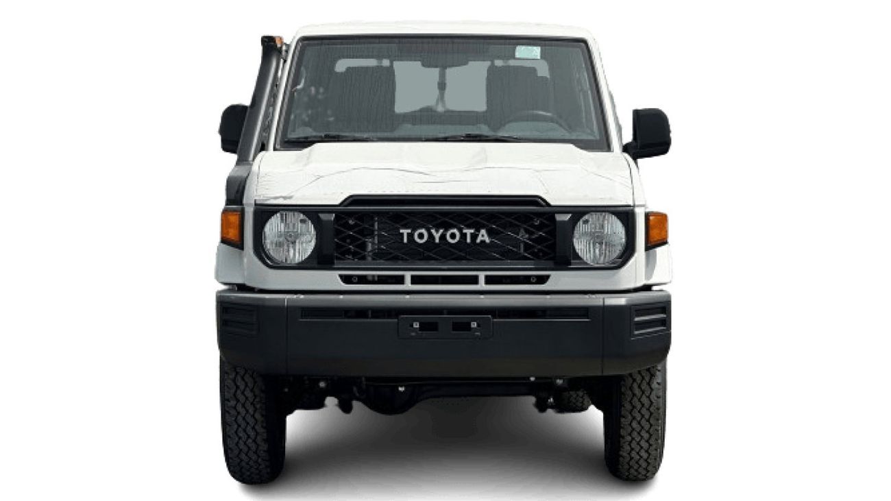 Toyota Land Cruiser Pick Up Toyota Land Cruiser 79 4.0L 4x4 P DC MT