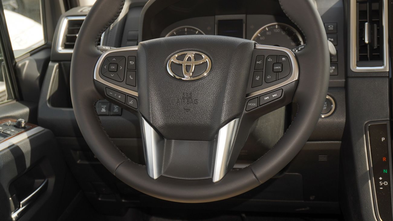 Toyota Granvia PREMIUM 3.5L V6