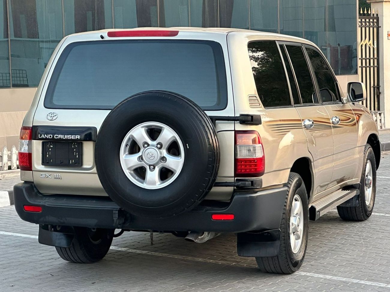 تويوتا لاند كروزر