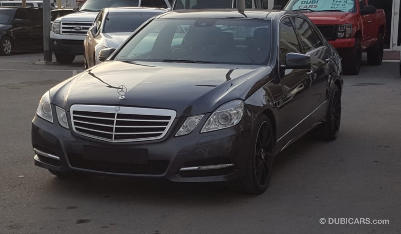 Mercedes-Benz E300 model 2013 GCC car prefect condition full service full option low mileage