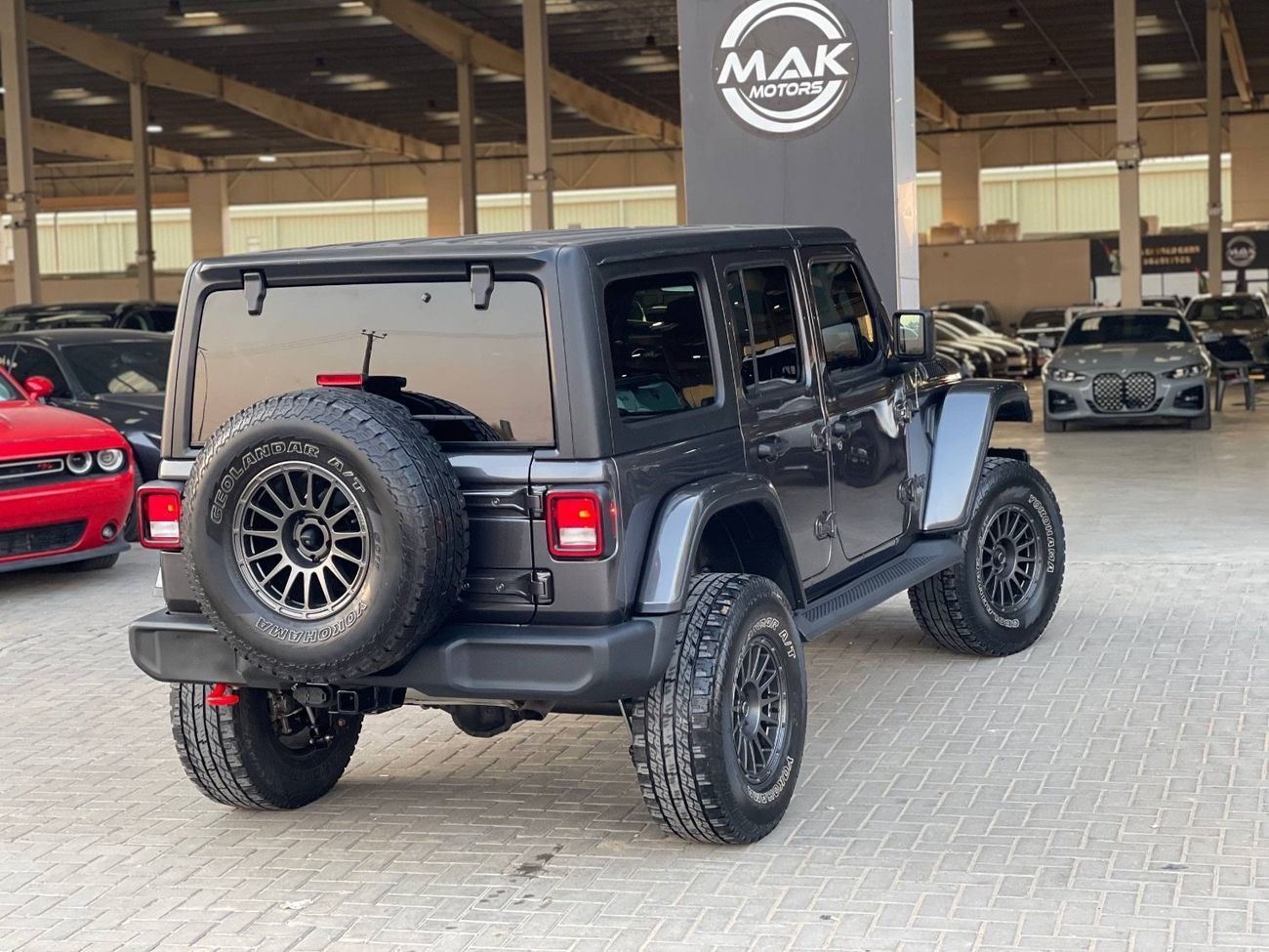 Jeep Wrangler Sport 3.6L M/T 3.6L V6 / LOW MILEAGE / HURRICANE LIFT KIT / LENSO RIMS / IN PERFECT CONDITION