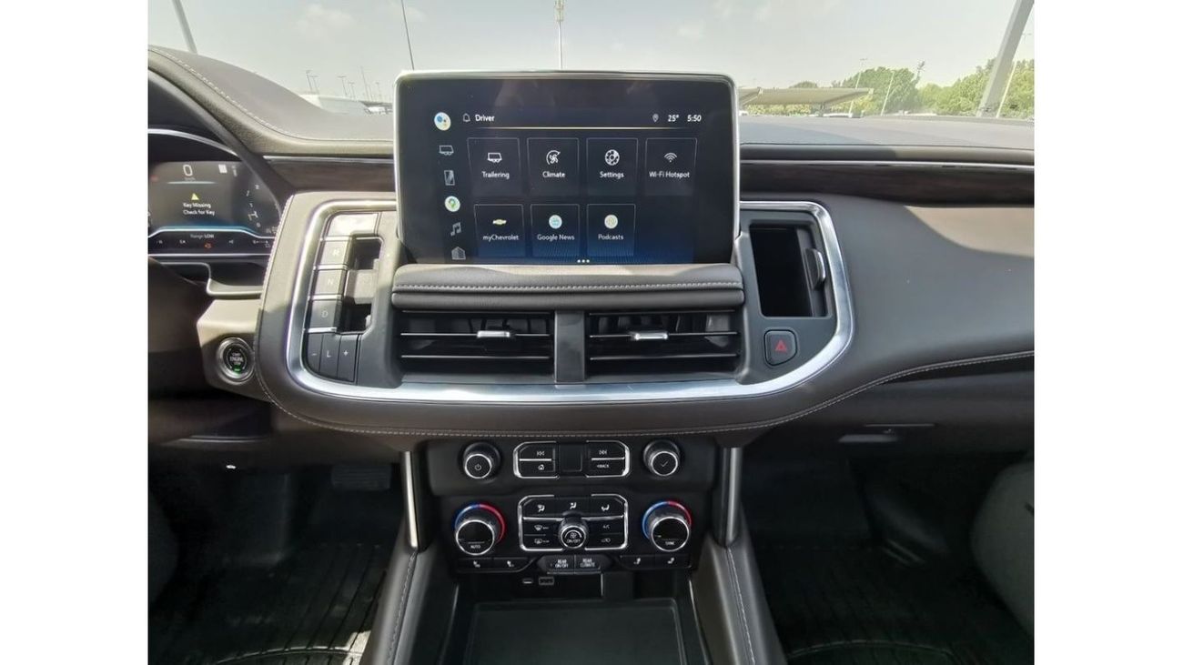 Chevrolet Suburban Chevrolet Z71 Suburban - 2022 - Grey