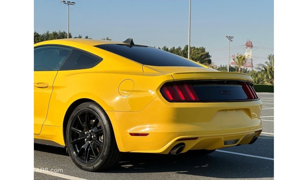 فورد موستانج FORD MUSTANG GT 2017 // GCC // FSH // ORGINAL PAINT // ACCIDENT FREE // PERFECT CONDITION