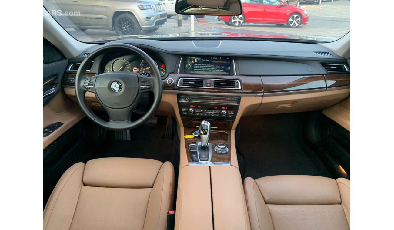 BMW 740Li BMW 740 Li_Gcc_2013_Excellent_Condihion _Full option