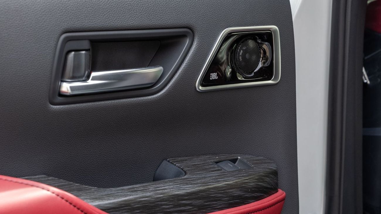 Toyota Land Cruiser TOYOTA LANDCRUISER 3.5 VXR HI HEV -2026YM