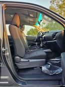 تويوتا هيلوكس WIDE BODY DOUBLE CABIN / 2.4L DIESEL M/T 4WD/ FR+RR CHROME BUMPERS / COOL BOX (CODE # HDMH)