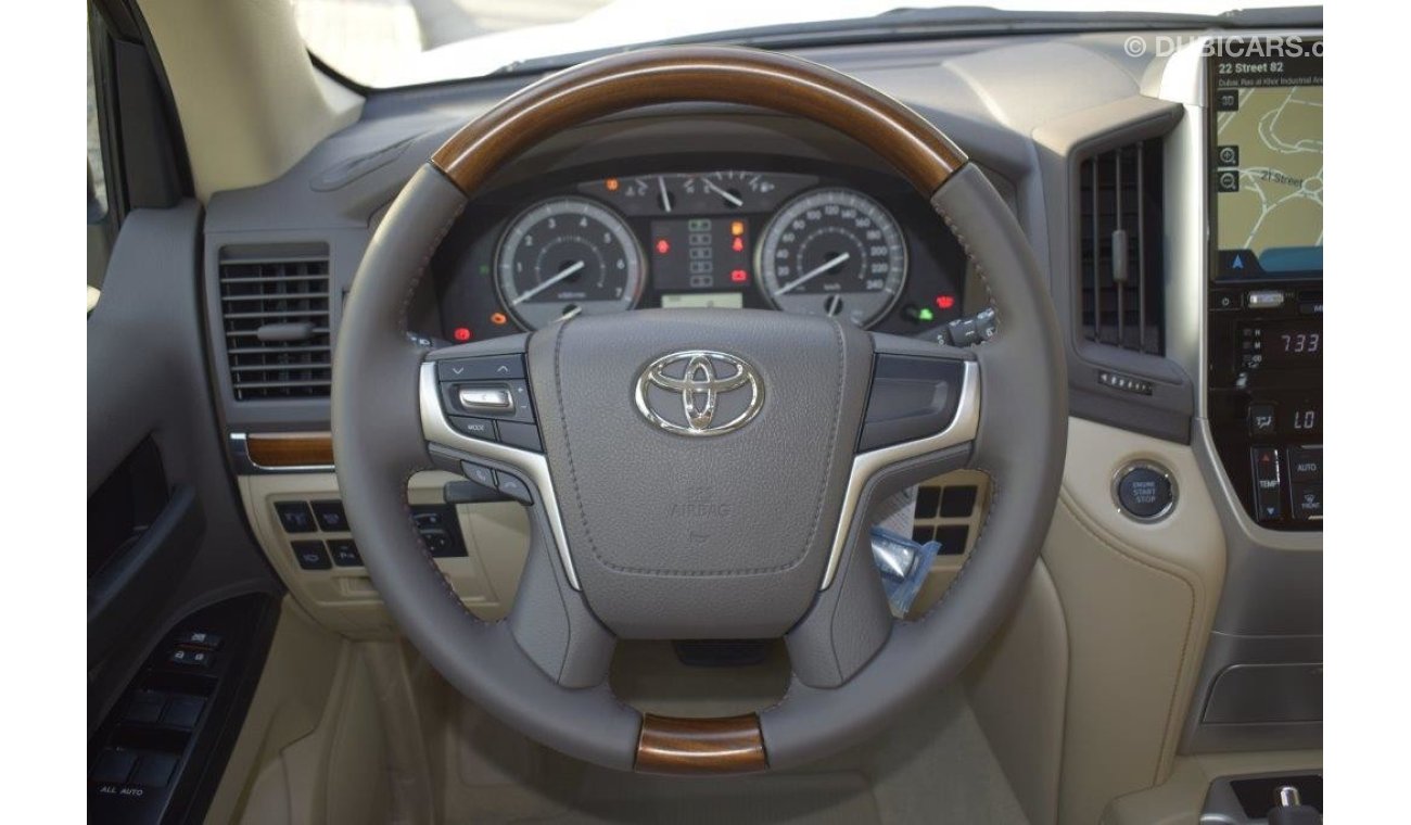 Toyota Land Cruiser GXR V6 4L AT