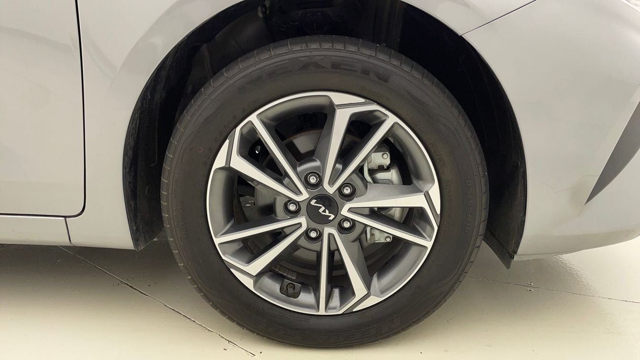 كيا سيراتو EX 1.6 | بدون دفعة مقدمة | اختبار القيادة في المنزل