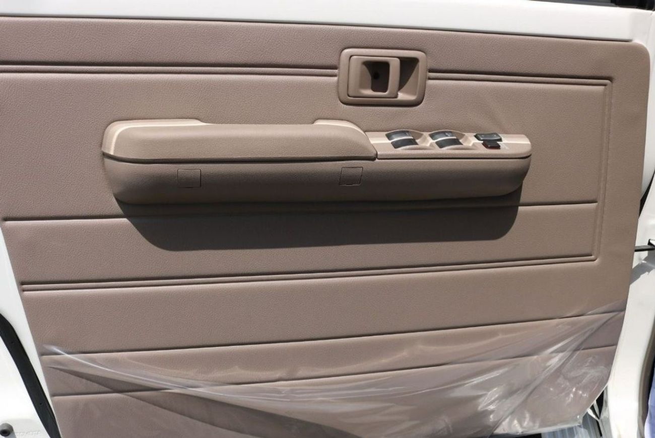 Toyota Land Cruiser Pick Up DC 4.5L V8 DIESEL 4X4 2022 | SNORKEL | TRACTION CONTROL