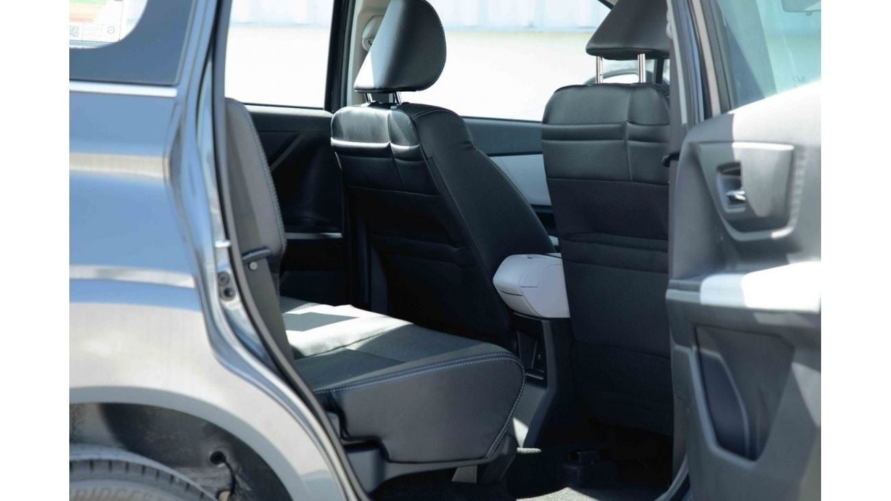 تويوتا فيلوز تويوتا فيلوز V 1.5 موديل 2023 - رمادي معدني من الداخل أسود