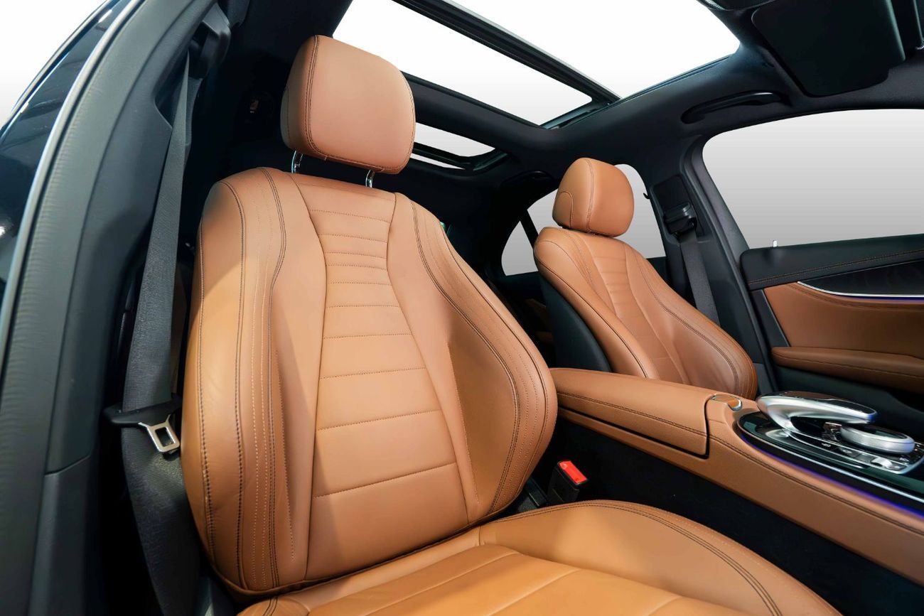 مرسيدس بنز E300 3.0L SALOON