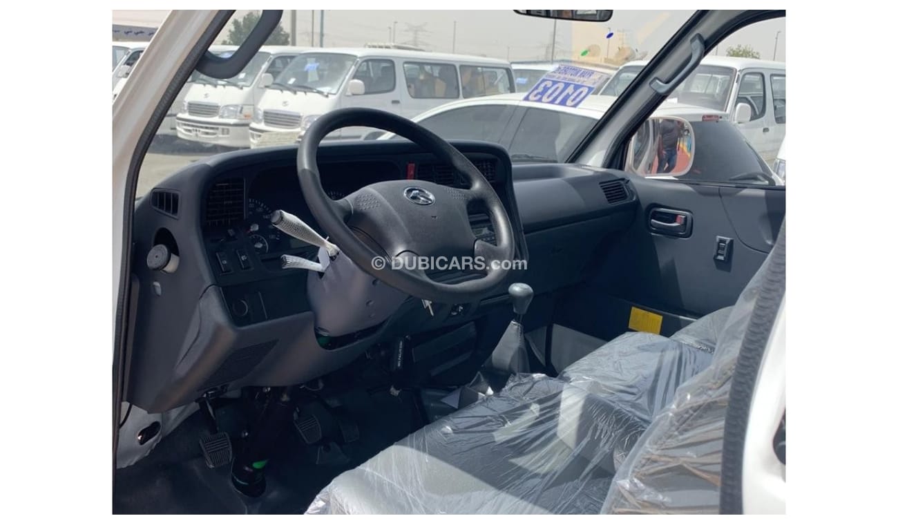 King Long Kingo KING LONG CHINA VAN MODEL 2021 WITH LEATHERS SEATS AND POWER WINDOWS FOR EXPORT ONLY