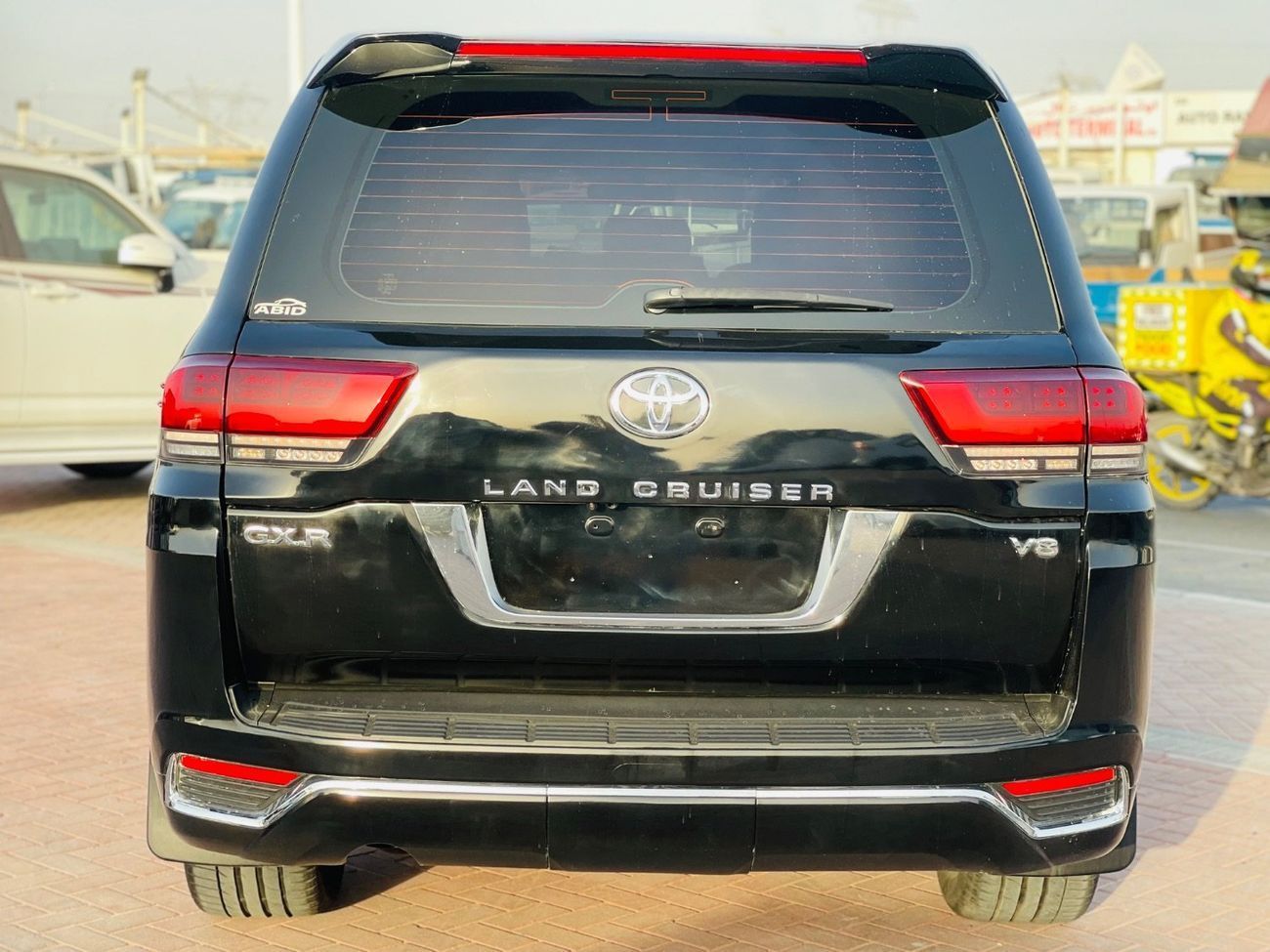 تويوتا لاند كروزر Toyota landcuriser GXR V8 full option upgrade inside and outside 2025 shape