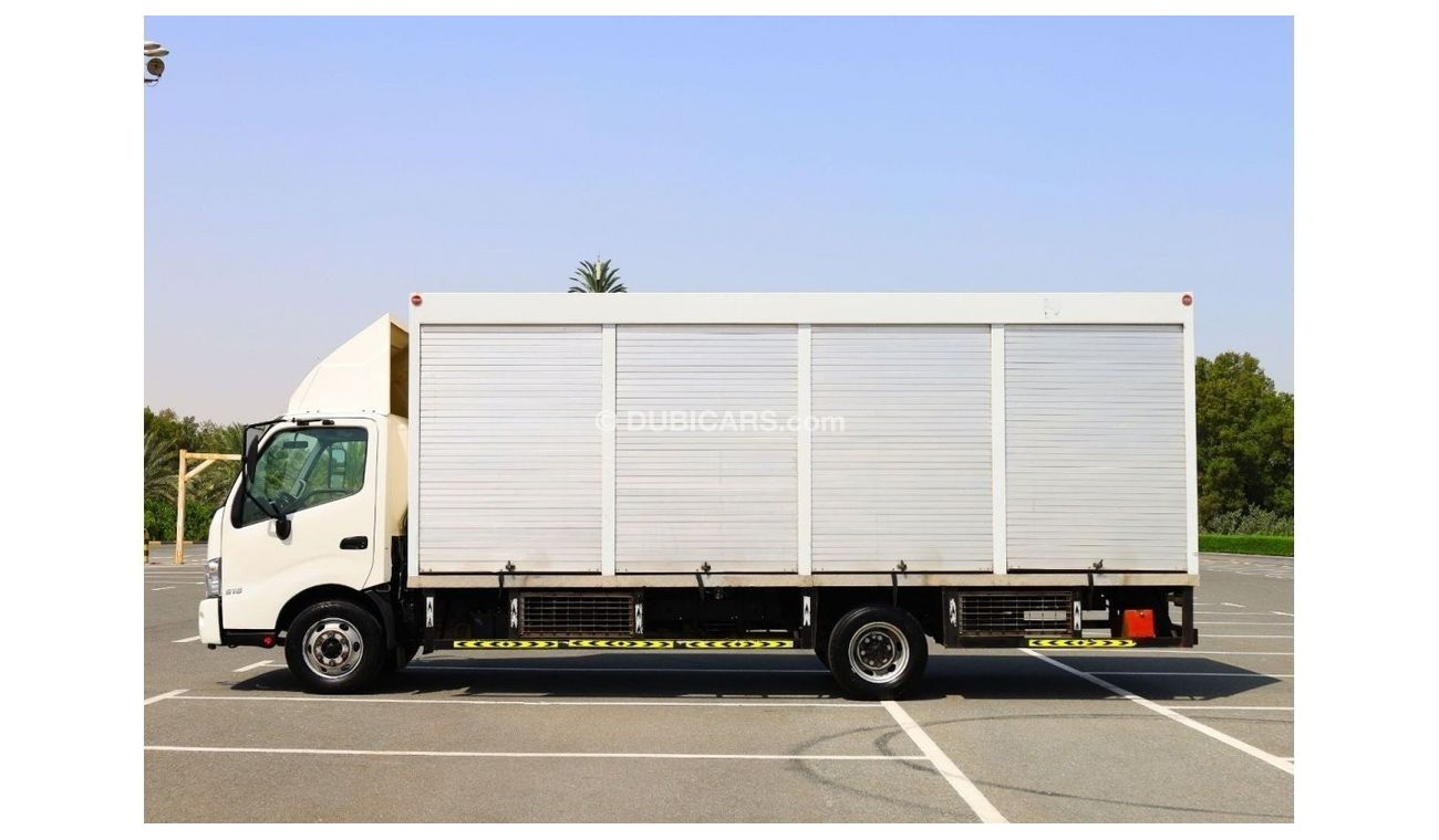 Hino 300 SUMMER OFFER | 2019 Hino 300 Series 916 - Water Delivery Shutter Box | GCC| Excellent Condition