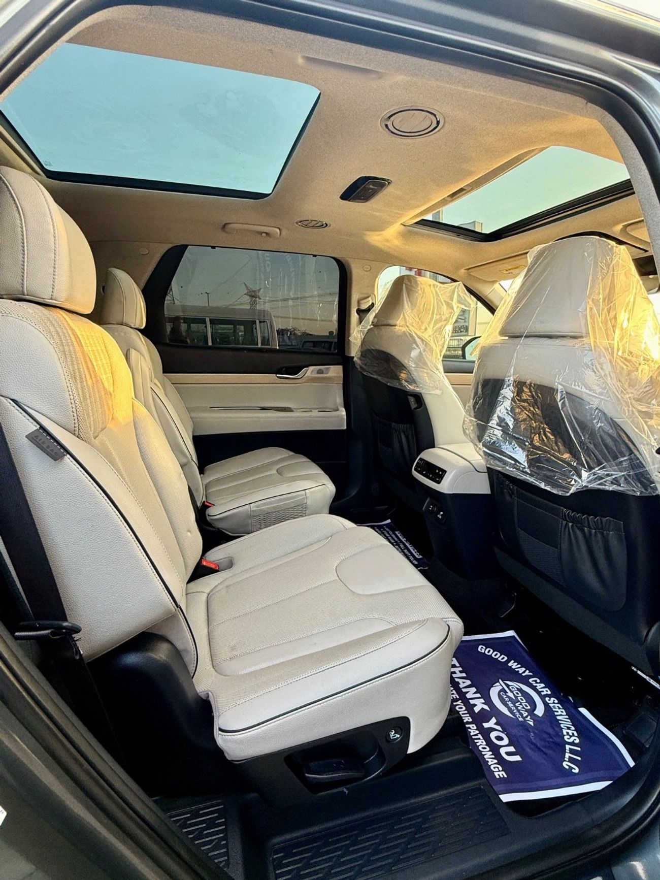 Hyundai Palisade Palisade Limited very clean car