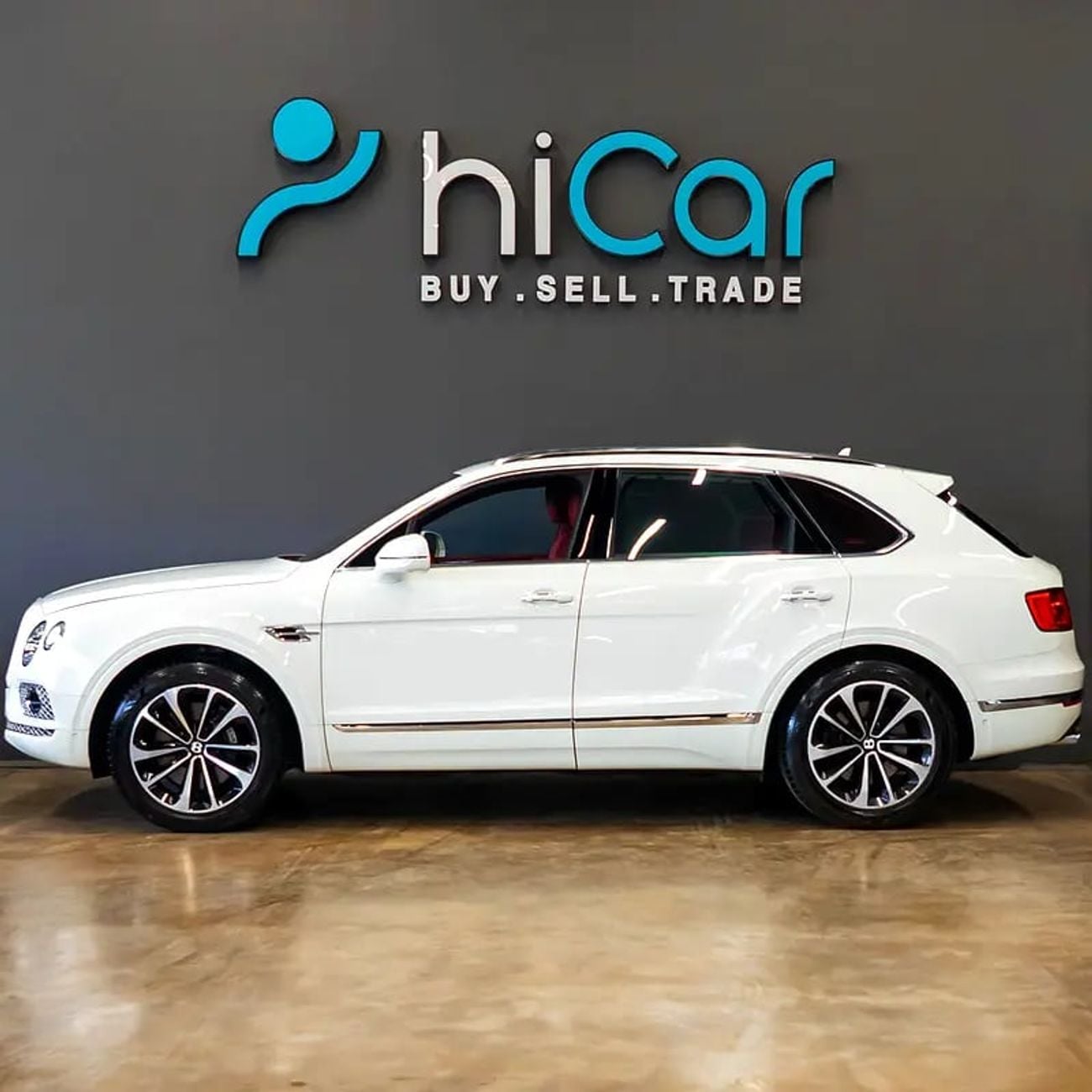 بنتلي بينتايجا 5,448 P.M • 0% Downpayment • • 1 Year Warranty