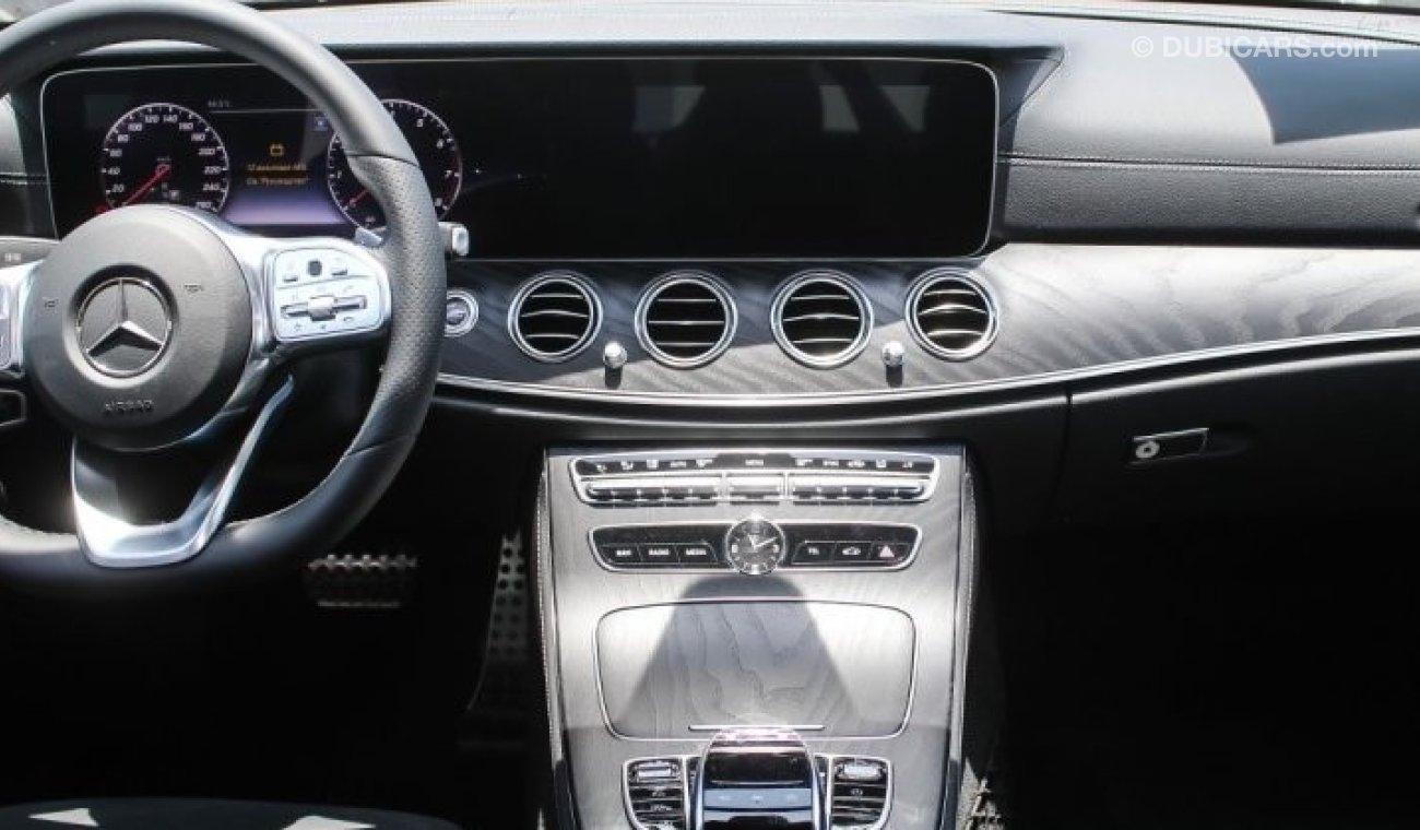 Mercedes-Benz E200 E 200 AMG Kit full digital dashboard , full option brand new 2019-2019-للتسجيل داخل  الدولة والتصدير