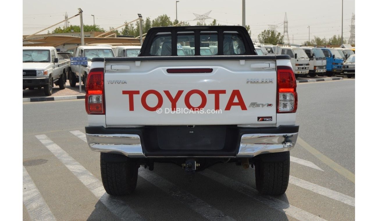تويوتا هيلوكس SR5 Diesel Right Hand Drive Full option Clean Car