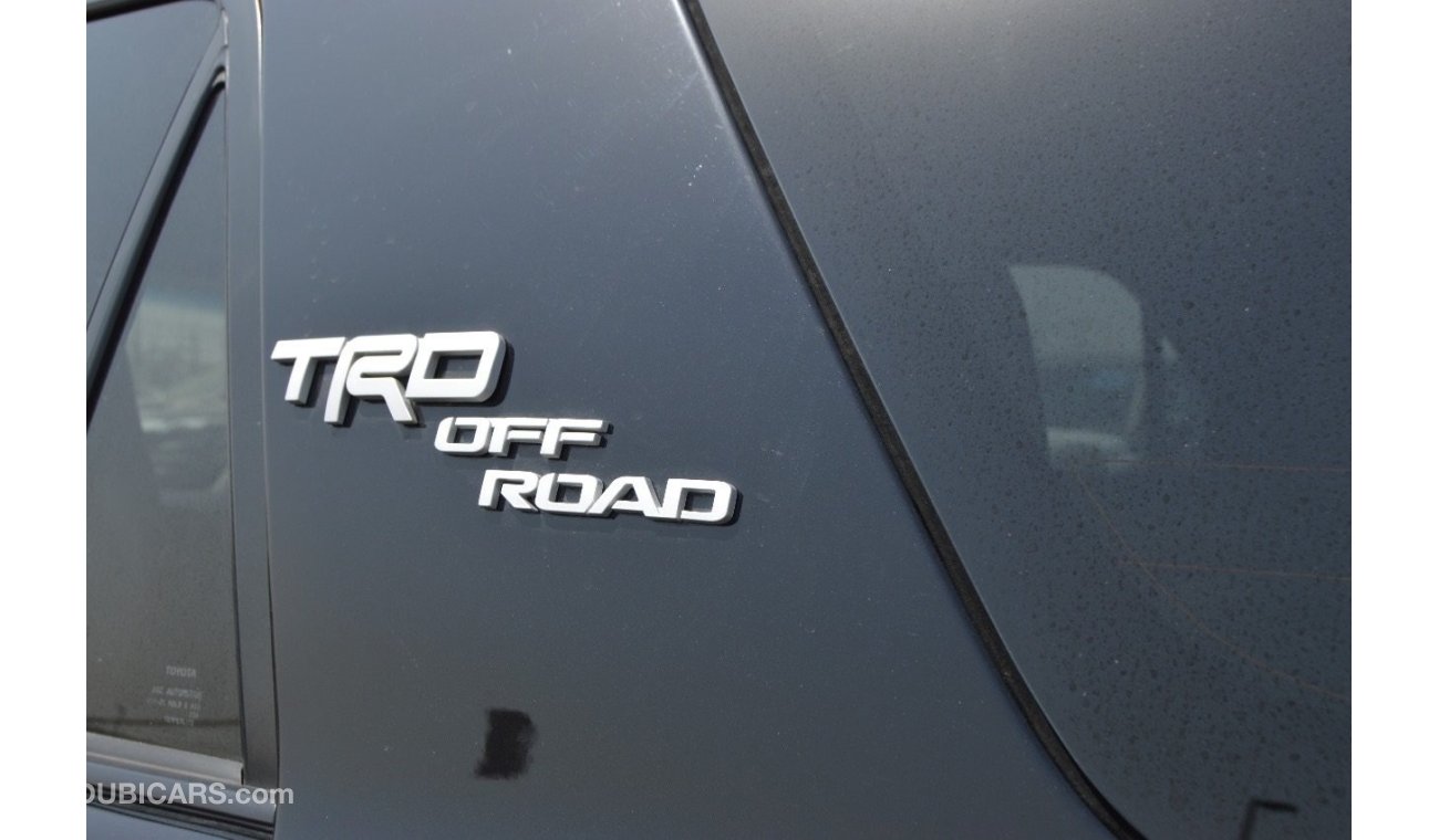 تويوتا 4Runner TRD Of road full option Clean Car