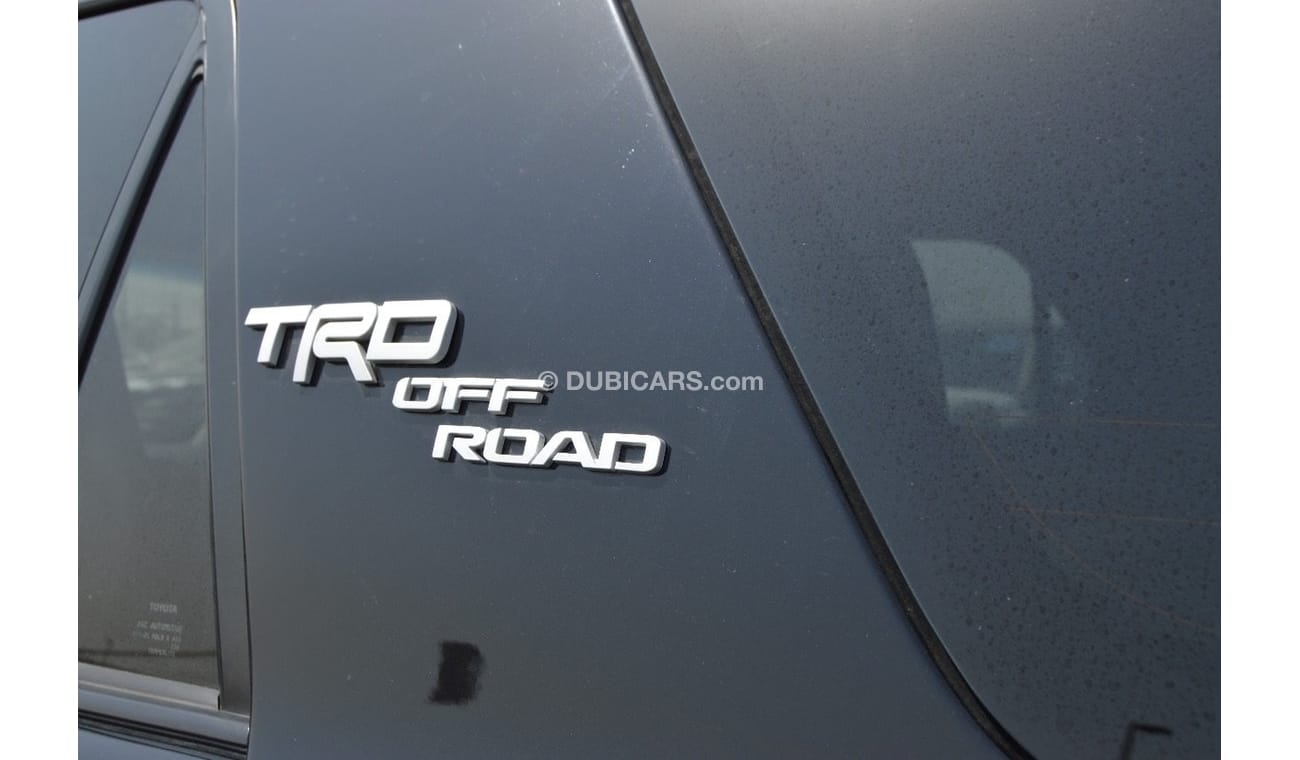 Toyota 4Runner TRD Of road full option Clean Car