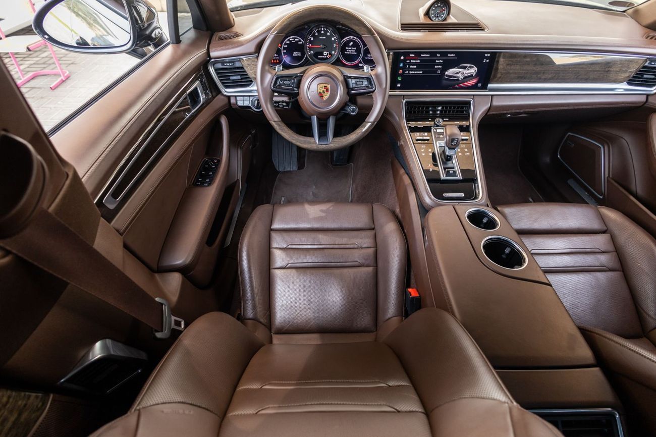 Porsche Panamera Std 3.0L (325 HP)