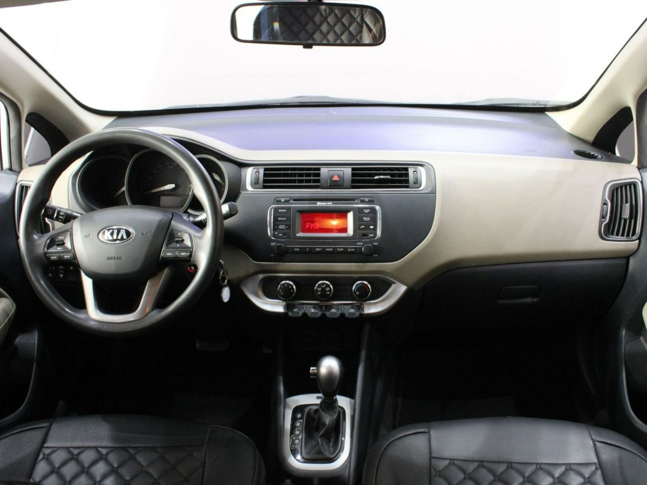 Kia Rio Hatchback | GCC