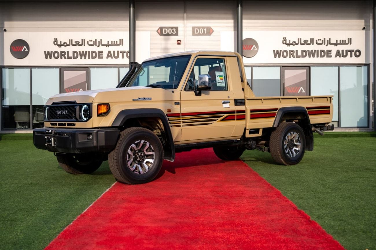 تويوتا لاند كروزر بيك آب Toyota LC79 2.8L T Diesel Automatic Z1 Full Option 2025