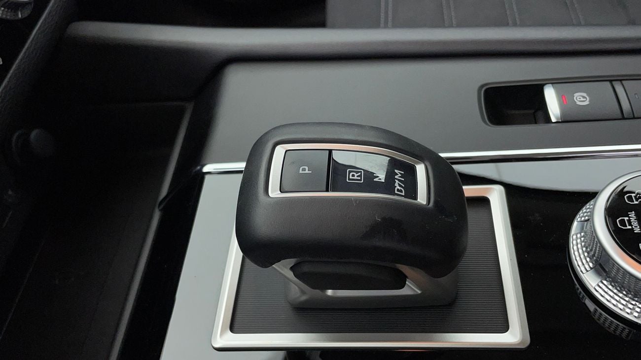 Mitsubishi Outlander HL SYNTHETIC LEATHER SEATS WITH SUNROOF 2.5 | Zero Down Payment | Free Home Test Drive