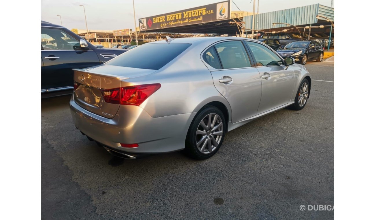 لكزس GS 350 لكزس GS 350 بلاتنيوم 2013