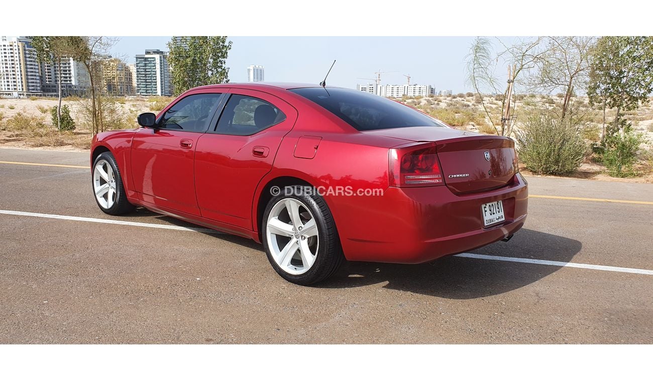 Dodge Charger SE