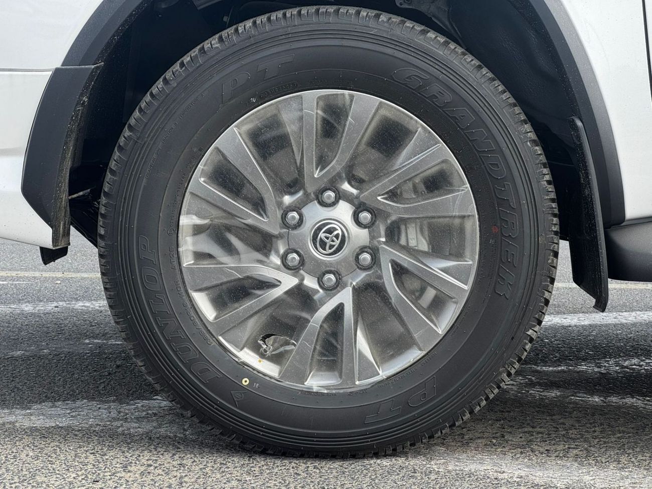 Toyota Fortuner ECTARC005 – 2026 Toyota Fortuner – 2.8L Diesel Auto – White with Tan Interior