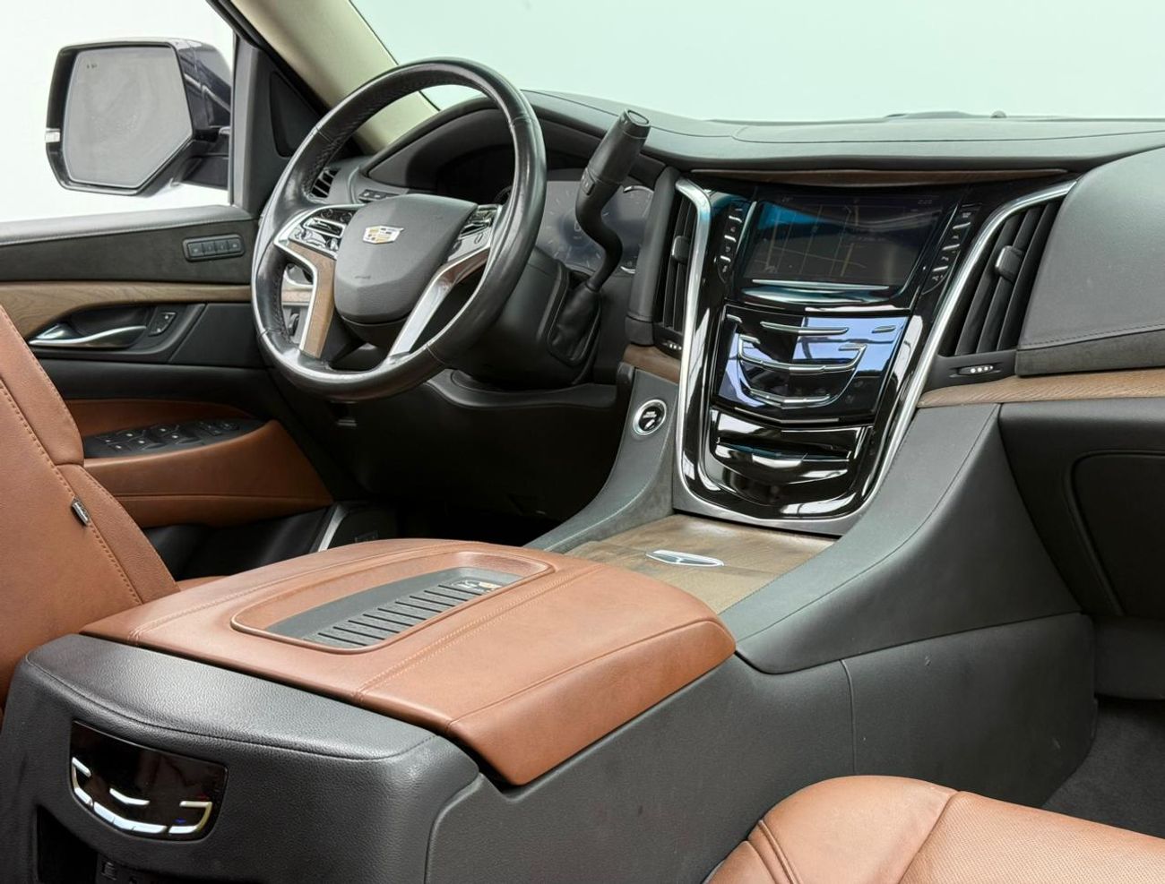 كاديلاك إسكالاد 2019 Cadillac Escalade ESV, 1 Year Warranty Unlimited, Cadillac Full Service History, GCC