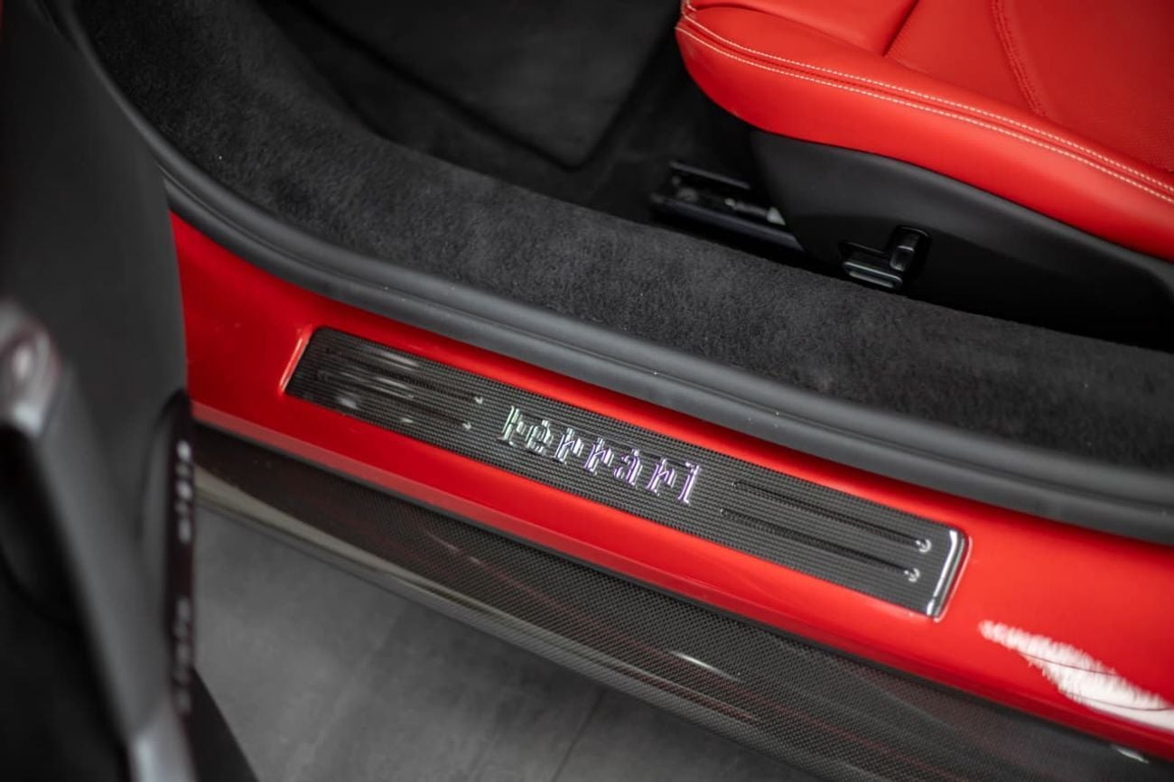 فيراري 296 GTS FERRARI 296 GTS | 2025 | Full Carbon Fiber