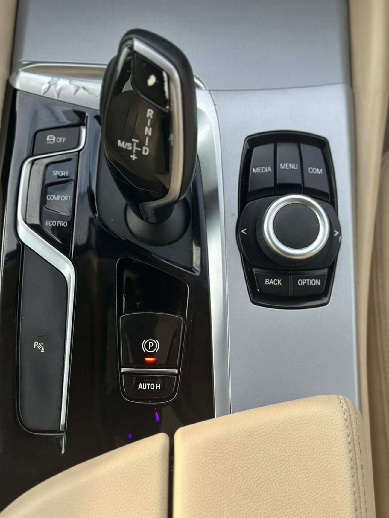 BMW 520i
