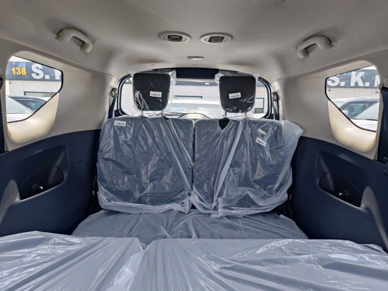 Nissan XTerra TITANIUM, 2.5L Petrol,  7'' Display, DVD + CAMERA, 4WD (CODE # 67875)