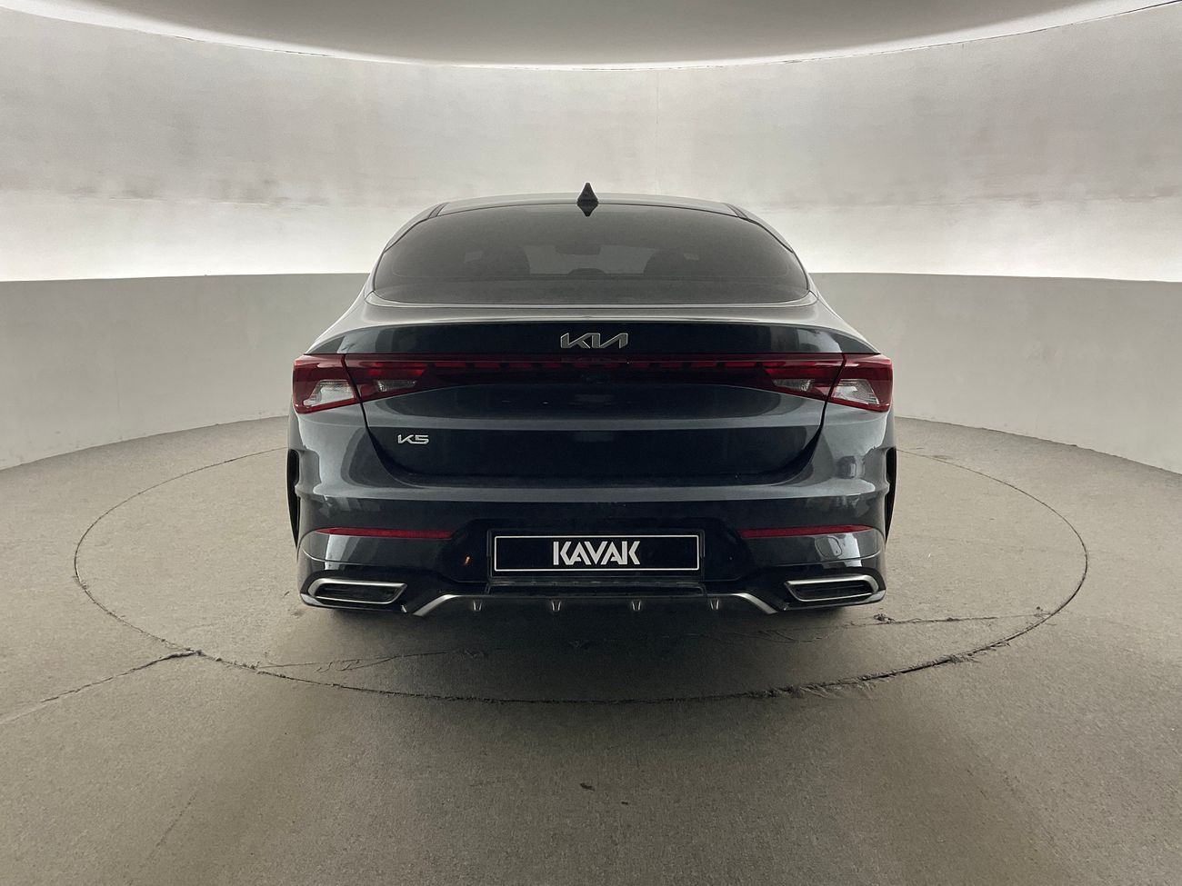 كيا K5 LX | National Day Celebration | شامل الضمان | 0 ﺪﻔﻋﺓ ﺃﻮﻟﻯ