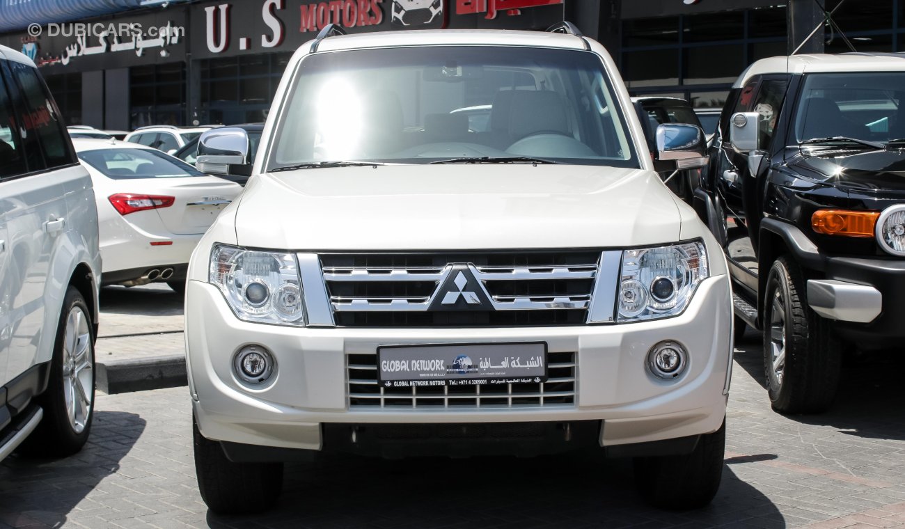 Mitsubishi Pajero GLS V6