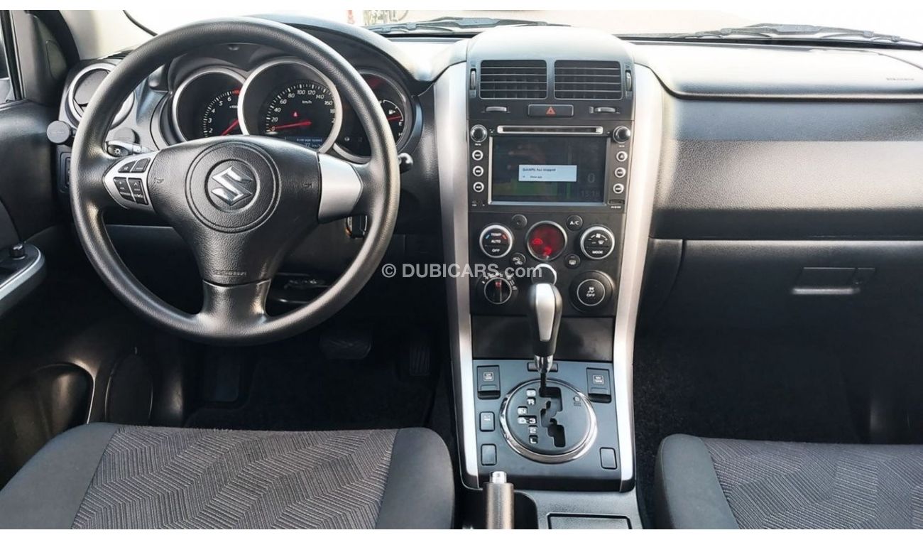 Suzuki Grand Vitara 2.4L-V4-4WD Excellent Condition GCC Specs