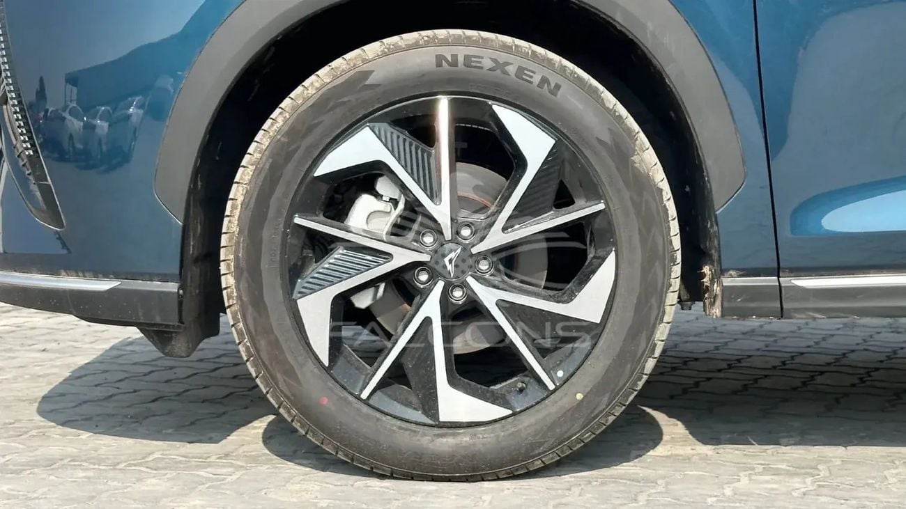 كايي X7 LIMITED Kaiyi X7 1.6T Flagship VERSION 7 SEATS AT 2026 • Petrol • Automatic