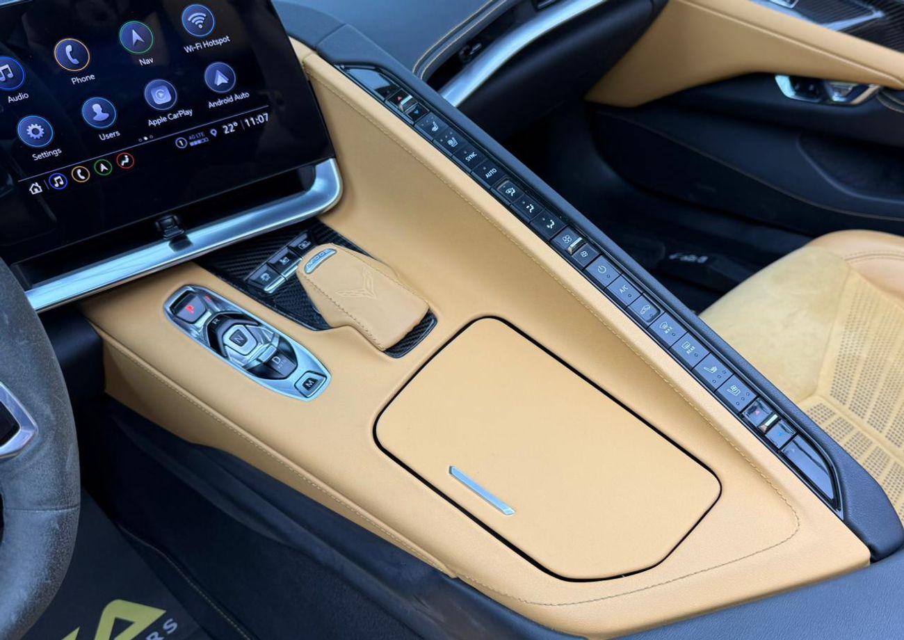 Chevrolet Corvette 2LT 6.2L (495 HP) Convertible 2022 Chevrolet Corvette Stingray 2LT ,Warranty ,Full Agency Service hi