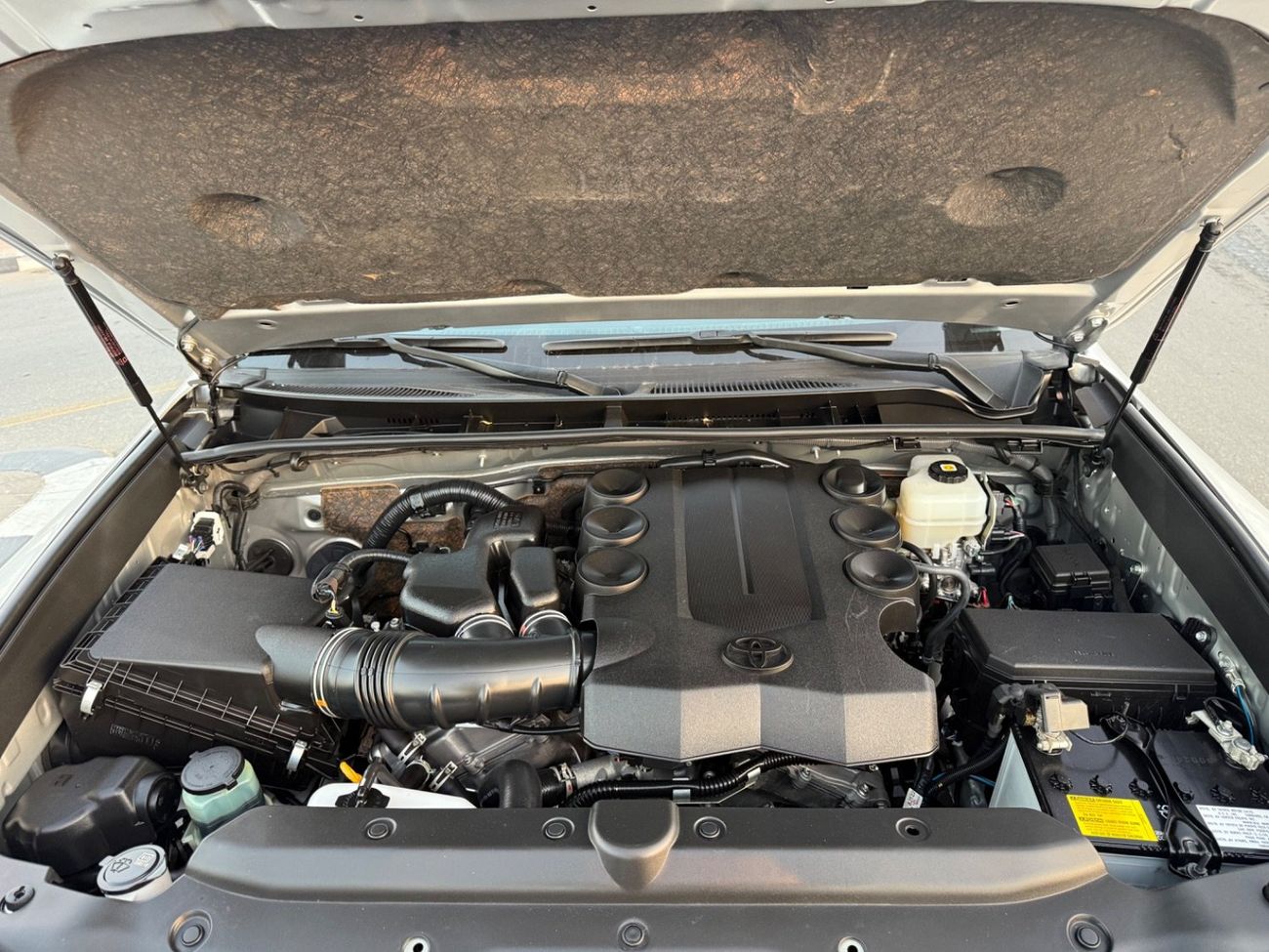 تويوتا Runner4 2022 XP PREMIUM EDITION 4x4 NEW SHAPE 2025 KIT US SPEC