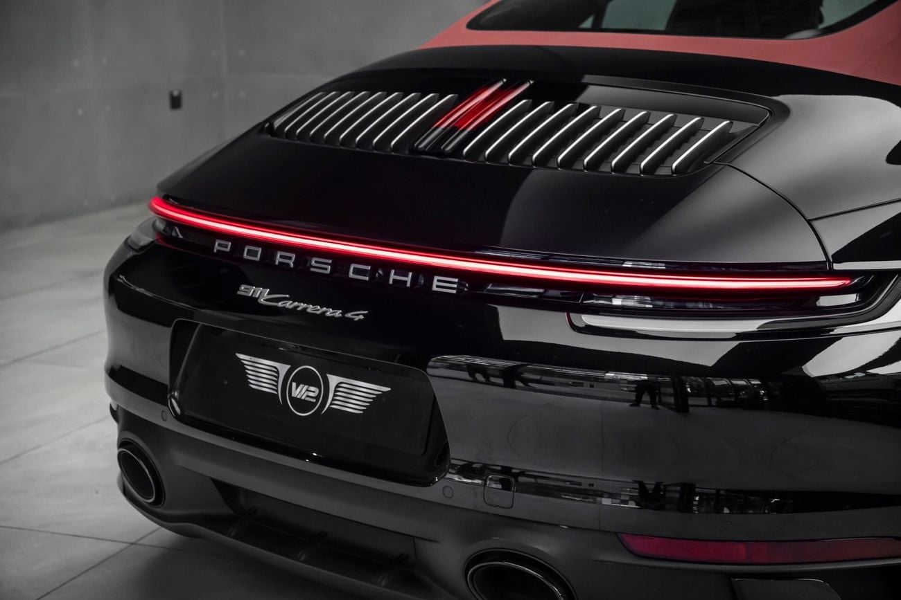 بورش 911 CARRERA 4