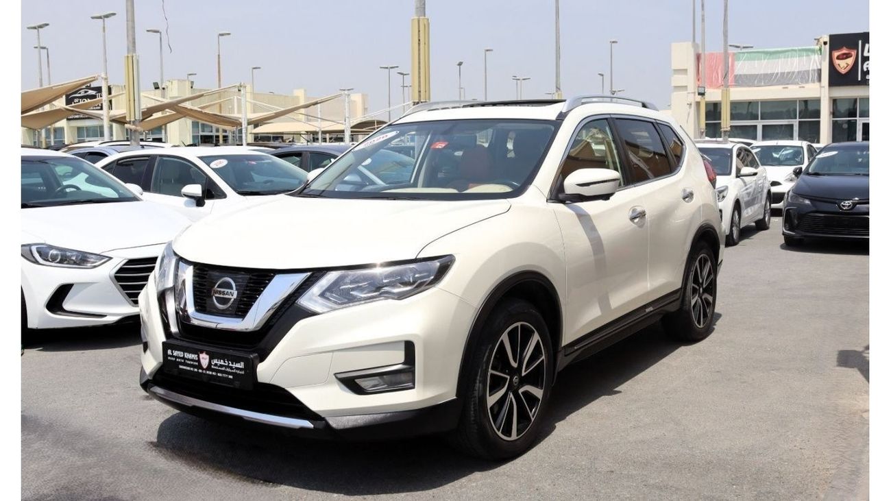 Nissan XTrail SV ACCIDENTS FREE - GCC - FULL OPTION - 7 STR - ORIGINAL PAINT - PERFECT CONDITION INSIDE OUT