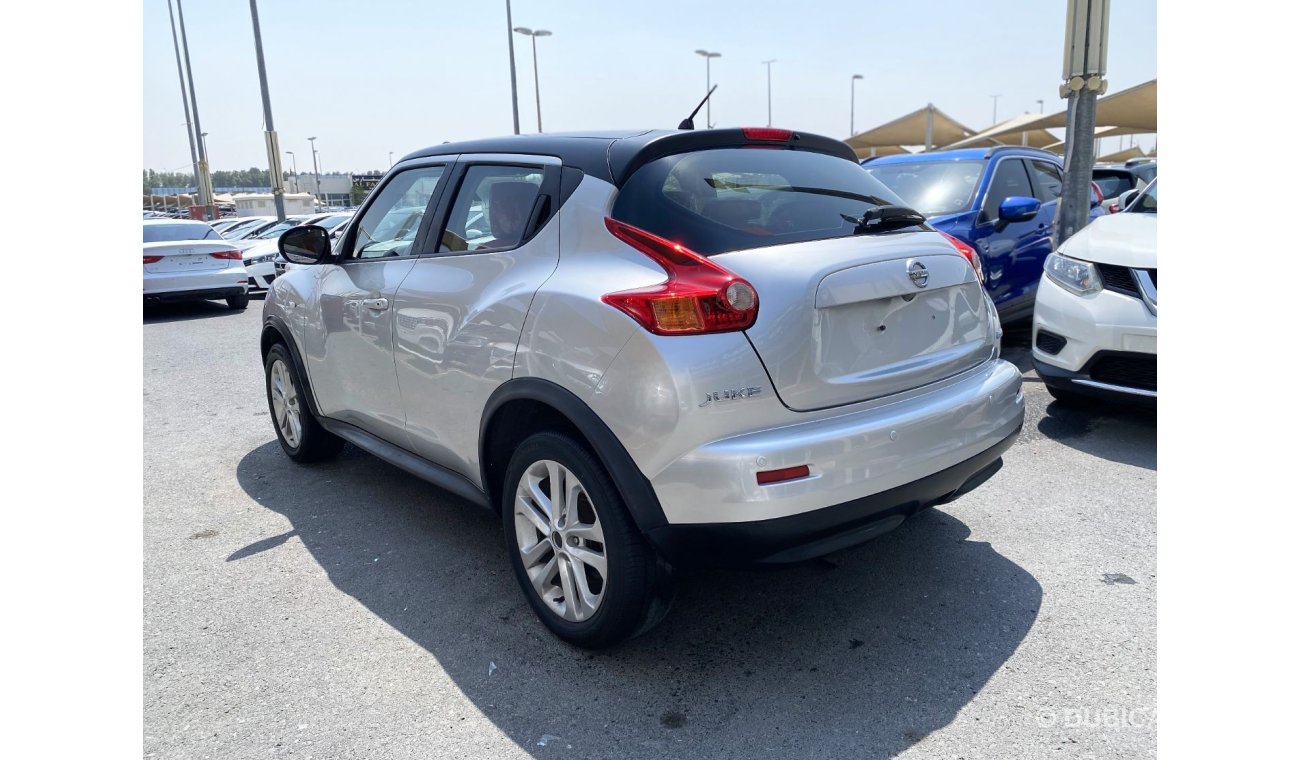 Nissan Juke SL SL ACCIDENTS FREE - GCC - CAR IS IN PERFECT CONDITION INSIDE OUT