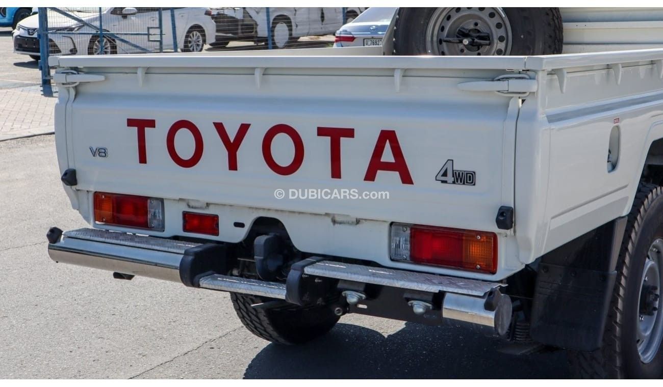 Toyota Land Cruiser Pick Up LC79 Pickup S/C , 4.5L Diesel V8 Basic Option