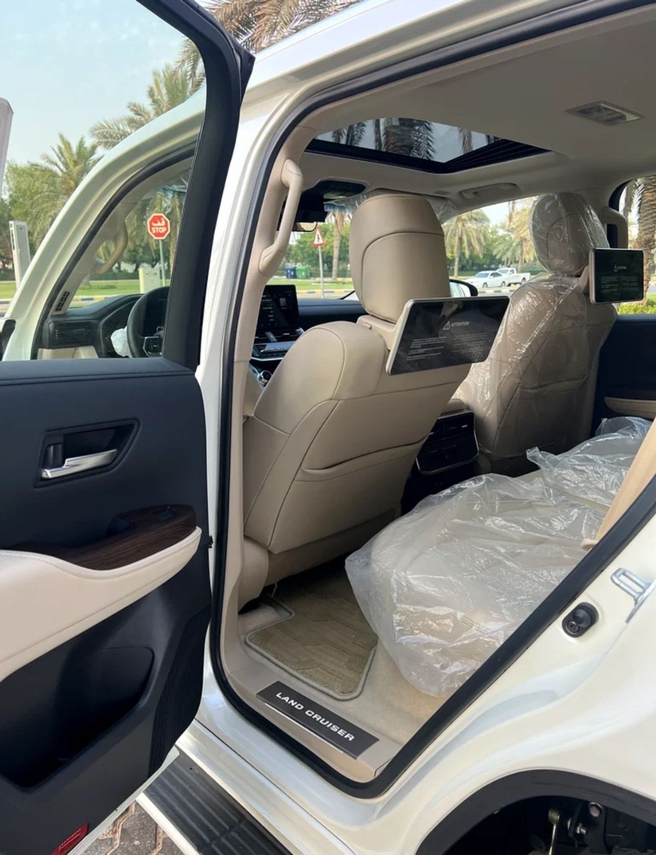 Toyota Land Cruiser GXR Twin Turbo 2024 Model LC300 V6 Full Option Very Clean And Perfect Condition