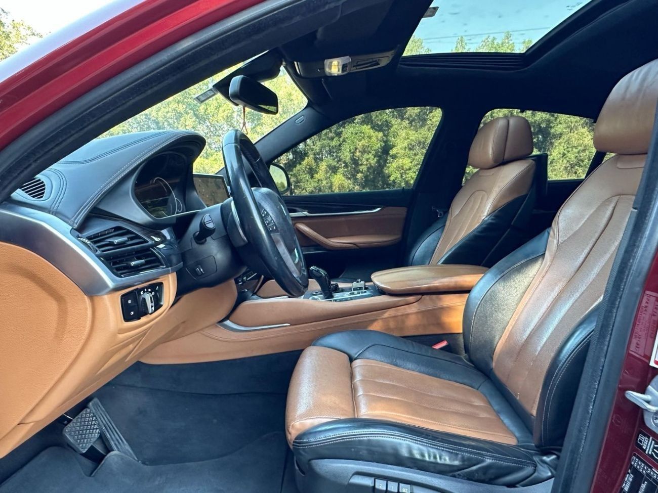 بي أم دبليو X6 50i Luxury 4.4L BMW X6 X DRIVE50i 2015 GCC FULL OPITION // PERFECT CONDITION