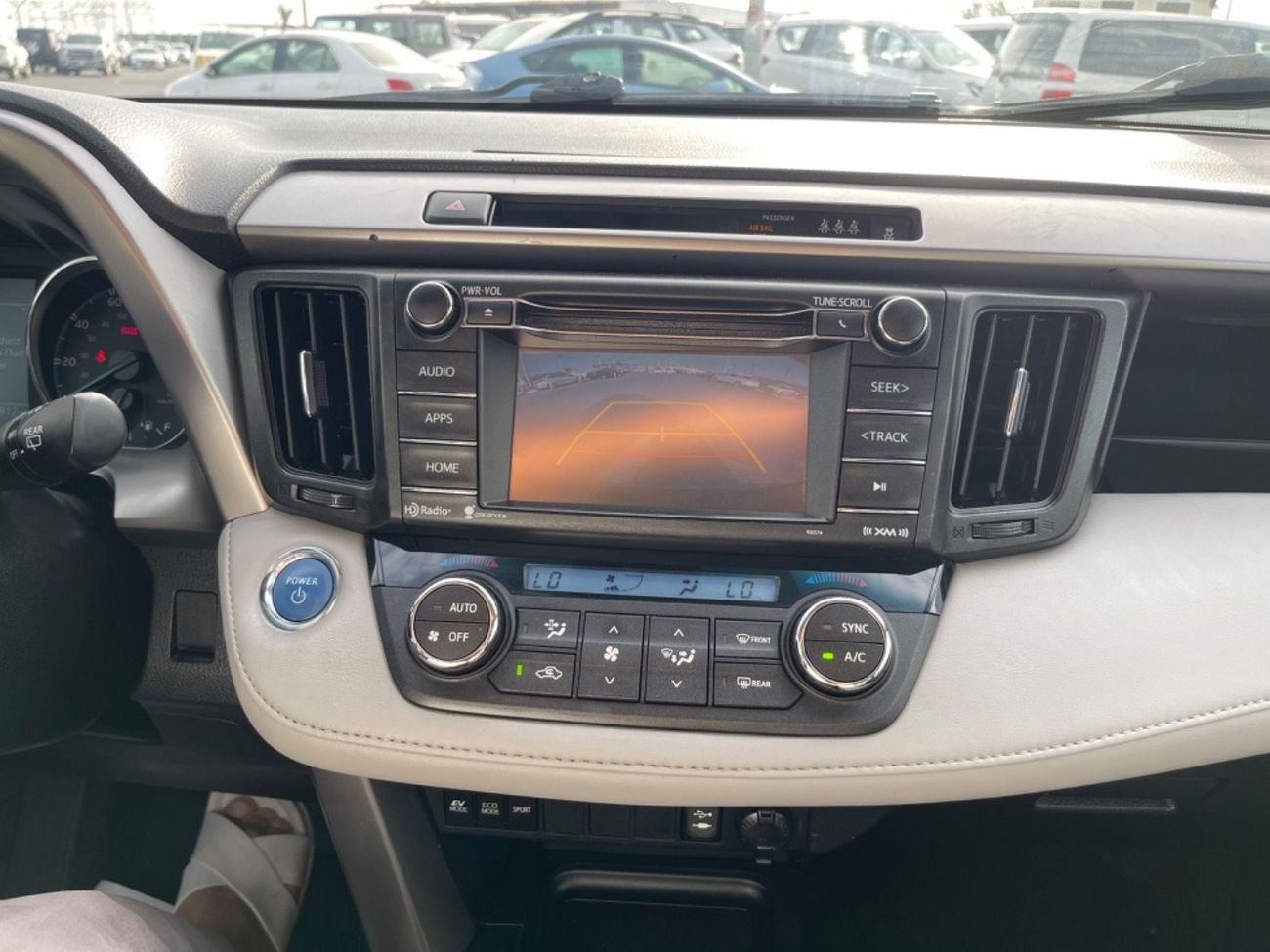 Toyota RAV4 VXR 2017 TOYOTA RAV4 XLE HYBRID 4x4 FULL OPTIONS IMPORTED FROM USA